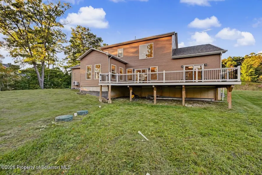 101 Windsor Way, Roaring Brook, PA 18444 - #3