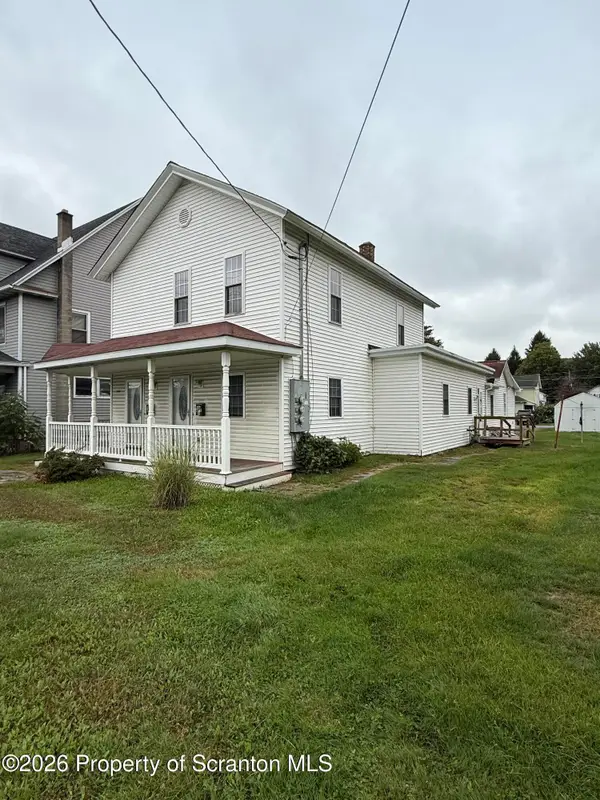 424-426 Main Street, Peckville, PA 18452