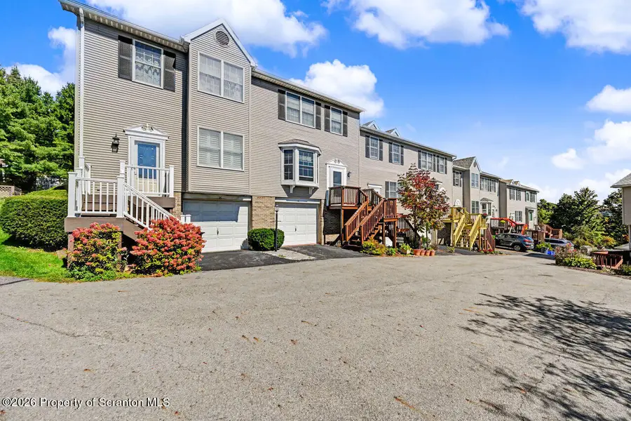 15 Briarwood Way, Clarks Summit, PA 18411 - #2