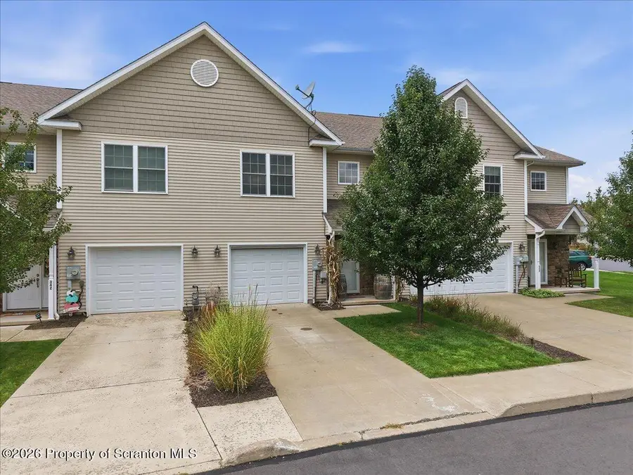 324 Shadow Wood Circle, Archbald, PA 18403 - #2