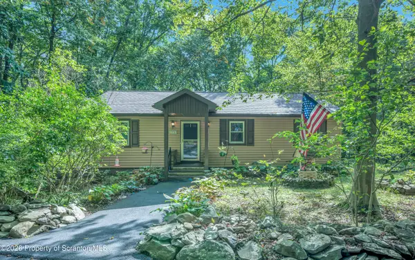 2139 Sky High Drive, Bartonsville, PA 18321