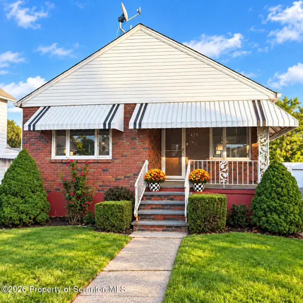 425 14th Avenue, Scranton, PA 18504