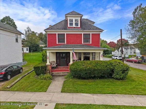 512 Spring Street, Moosic, PA 18507