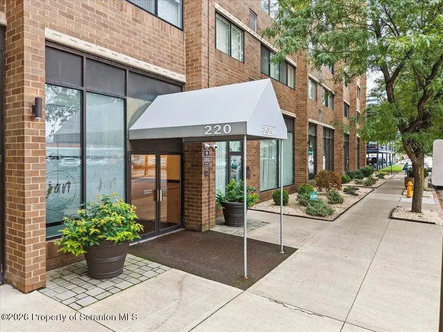 220 Linden Street #APT 210, Scranton, PA 18503 - #2