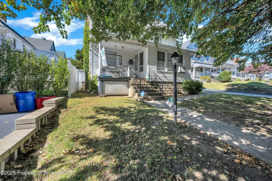 713 N Hyde Park Avenue, Scranton, PA 18504 - #2