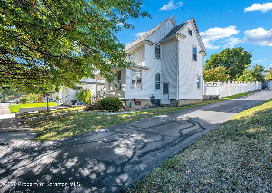 713 N Hyde Park Avenue, Scranton, PA 18504 - #3