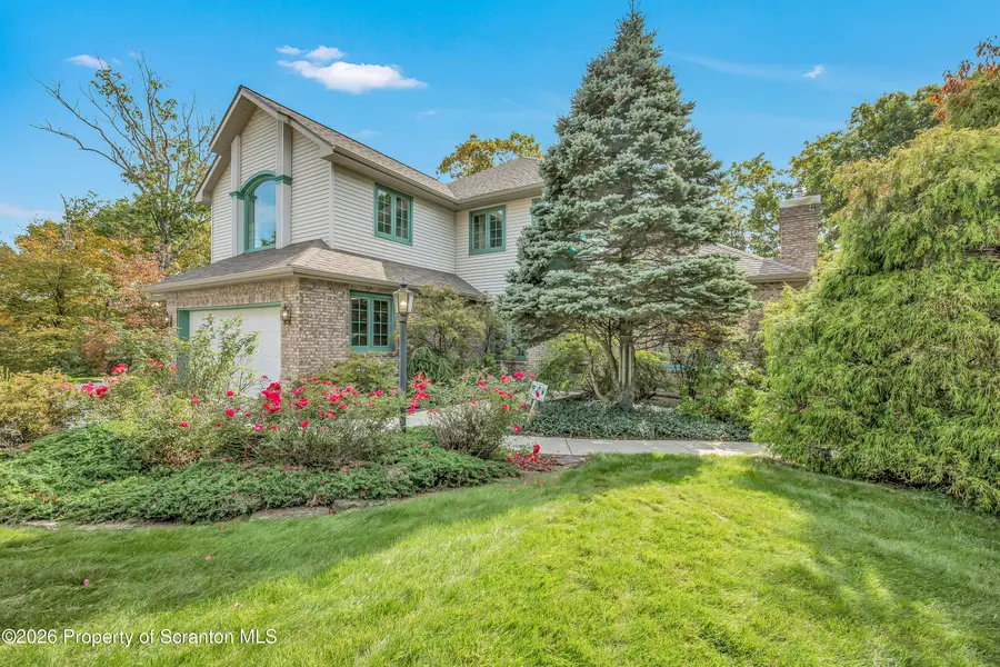 302 Skyline Drive N, South Abington, PA 18411 - #2