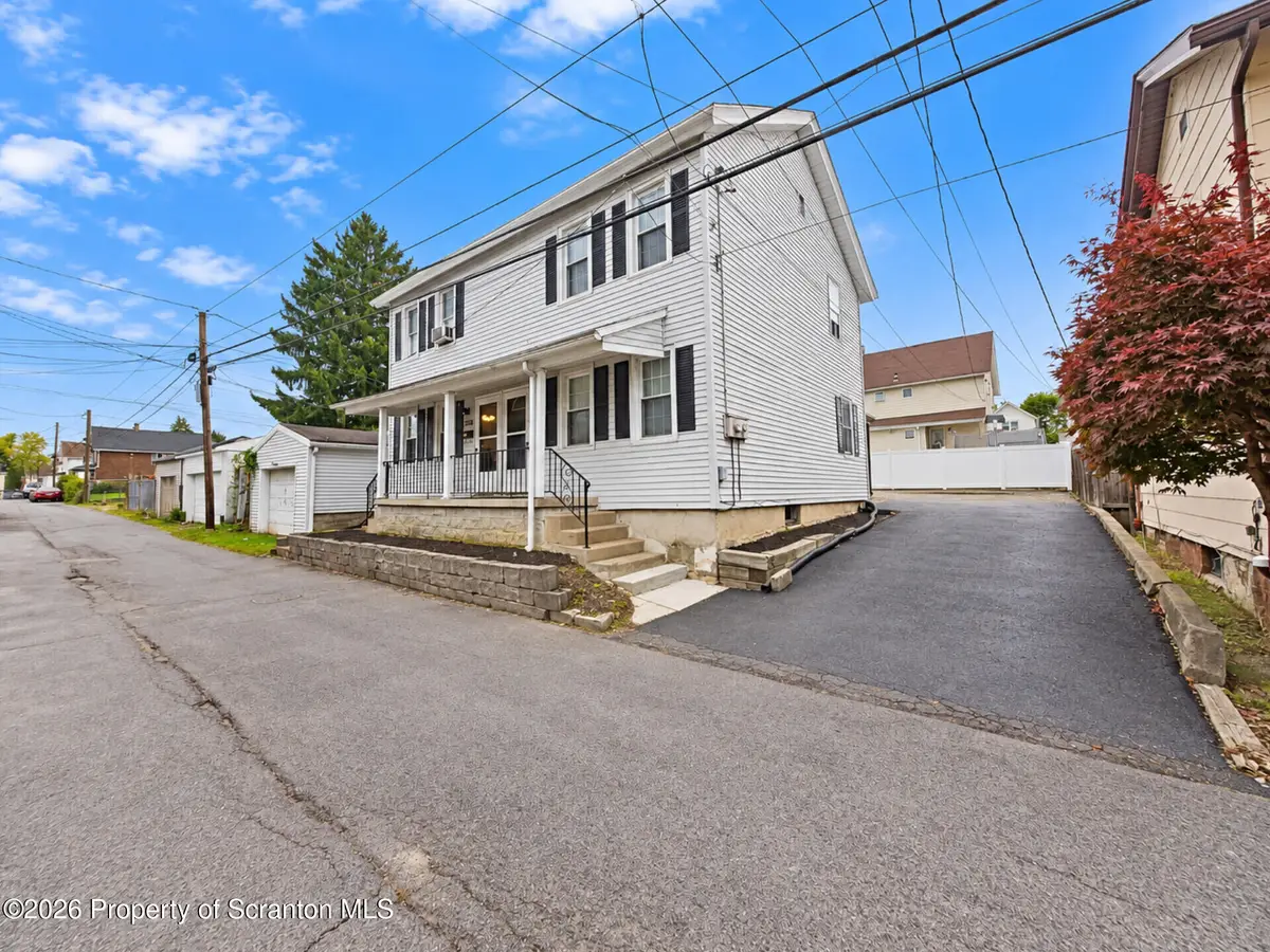 338 340 Evans Court, Scranton, PA 18504 - #1