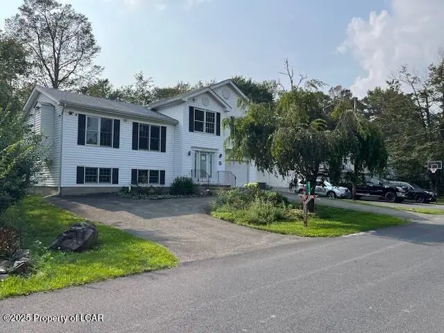 2114 Freedom Way, Pocono Summit, PA 18346 - Image #1