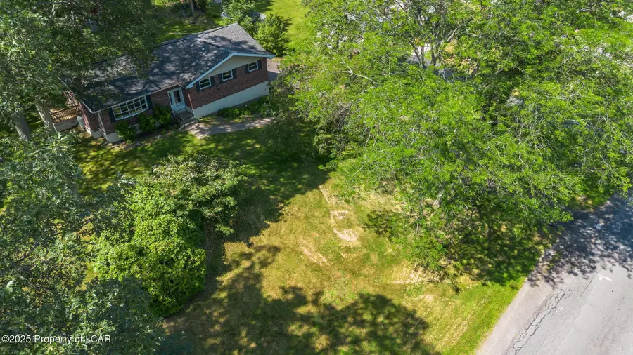 43 Walden Drive, Mountain Top, PA 18707 - Image #2