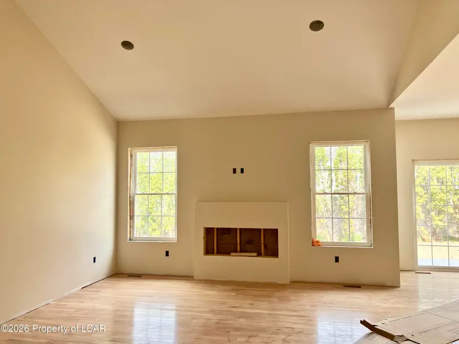 509 Wisteria Drive, Moosic, PA 18507 - #3