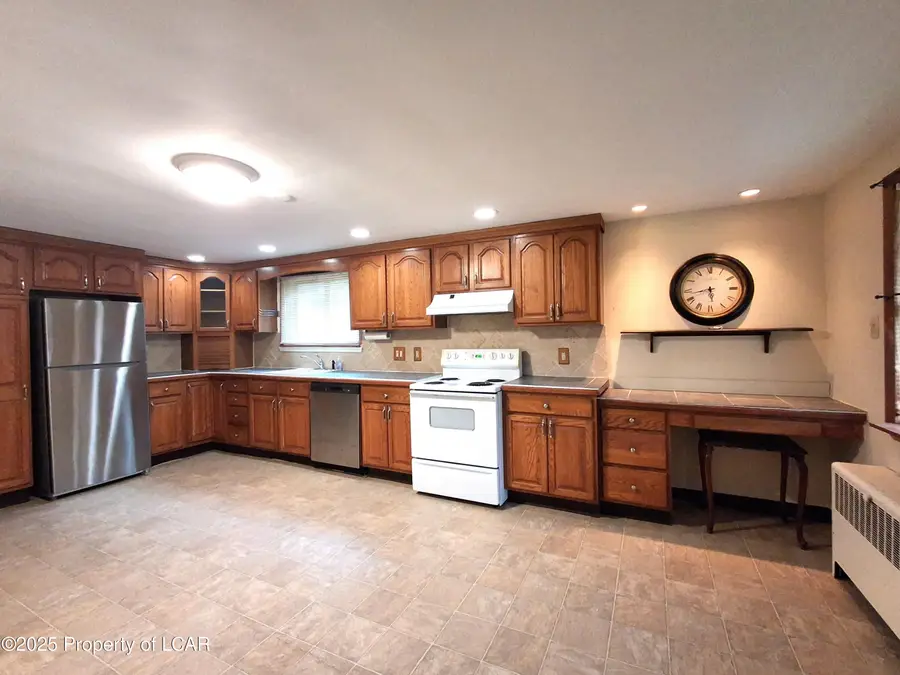 386 Grove Street, Sugar Notch, PA 18706 - Image #2