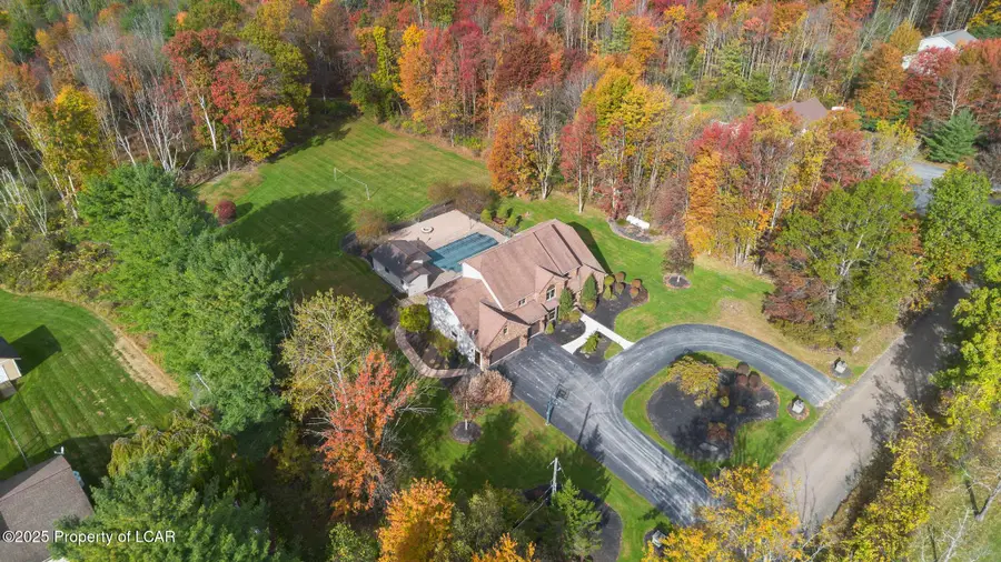 1266 Ryman Road, Dallas, PA 18612 - Image #3