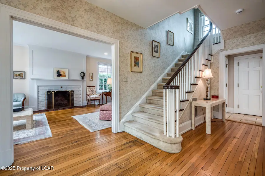 38 Hedge Place, Kingston, PA 18704 - Image #2