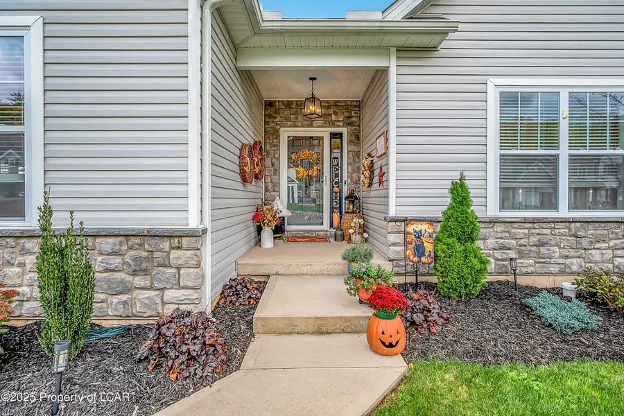 323 Long Run Road, Drums, PA 18222 - Image #3