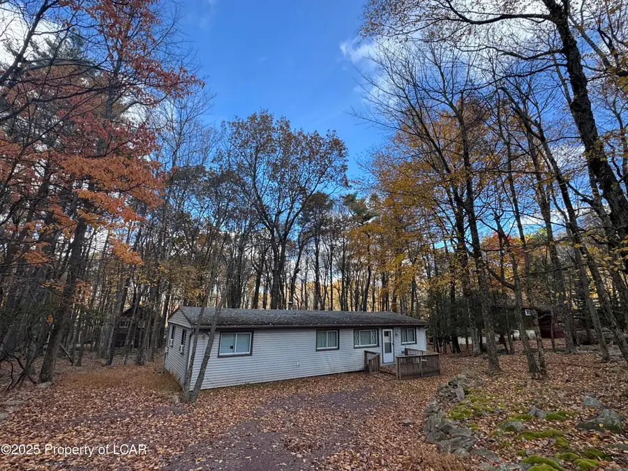 16 Estates Drive, Lake Harmony, PA 18624 - Image #2