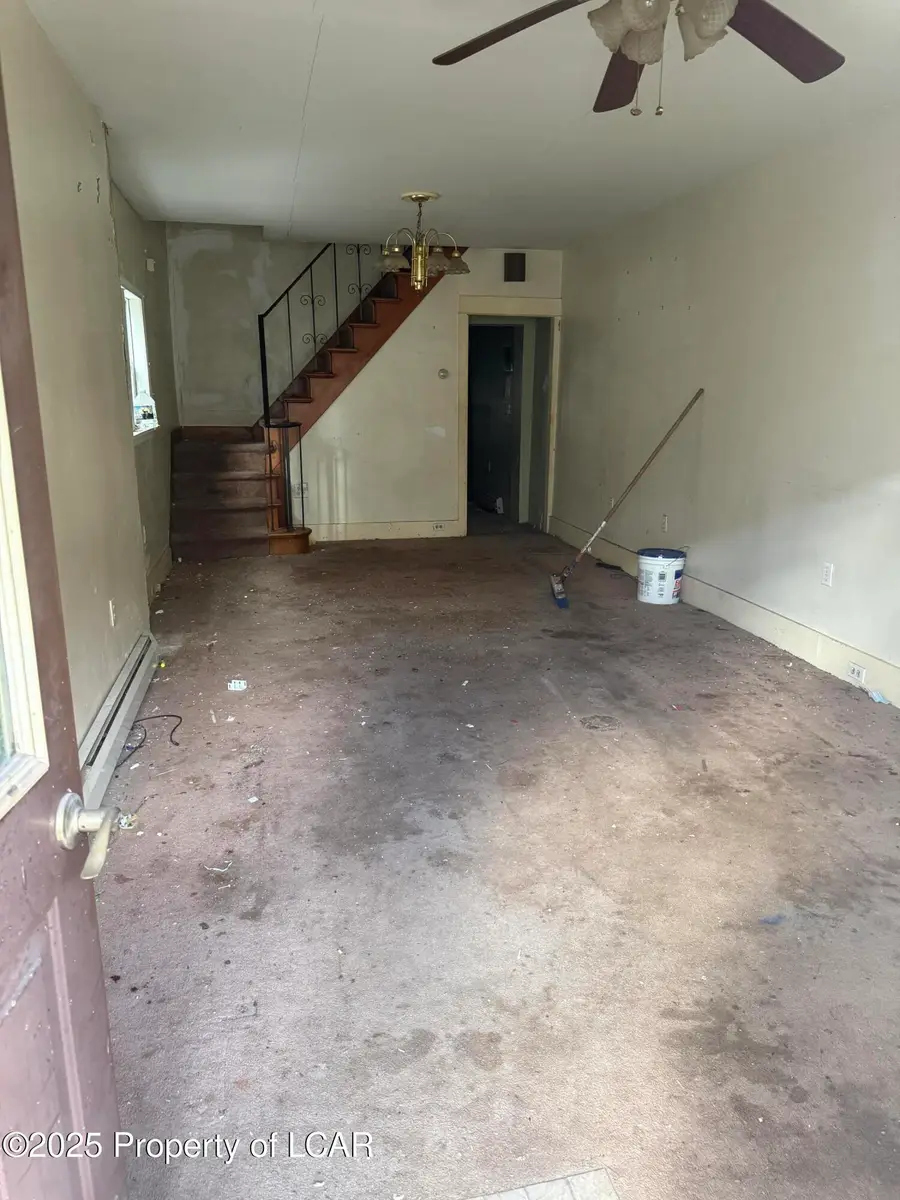 29 W Mahanoy Street, Mahanoy City, PA 17948 - Image #2