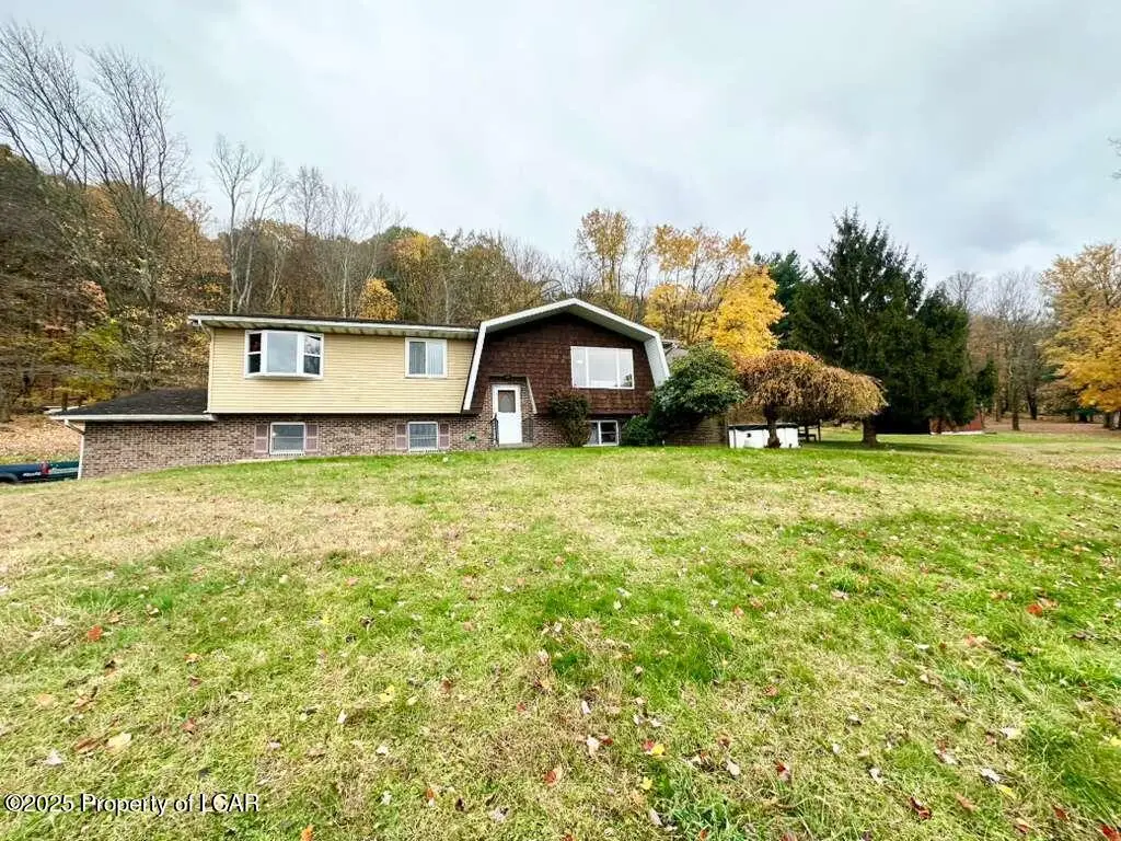 262 W Foothills Drive, Drums, PA 18222 - Image #1