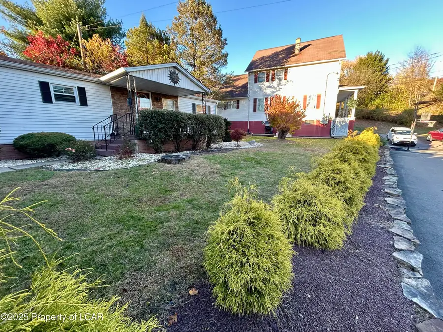 107 Holden Avenue, Dupont, PA 18641 - Image #2
