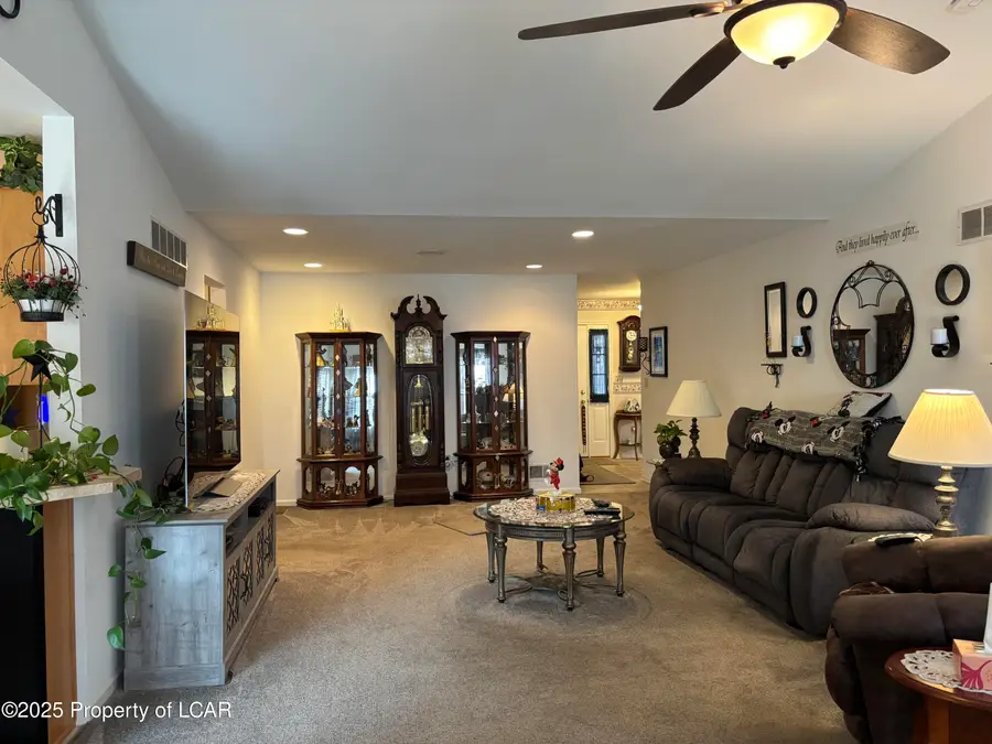 263 Refuge Circle, Drums, PA 18222 - Image #3