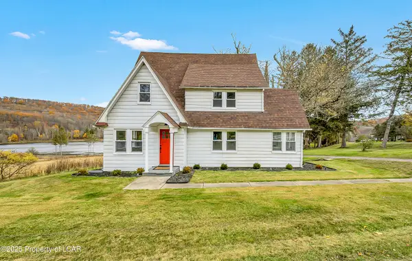 3637 Sr 309 Highway, Dallas, PA 18612