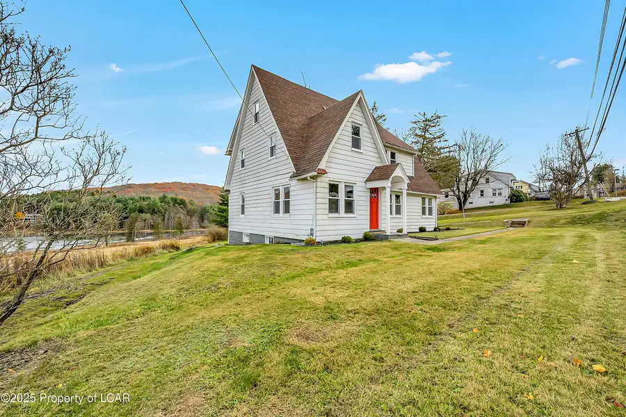 3637 Sr 309 Highway, Dallas, PA 18612 - Image #2