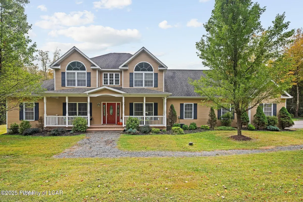 321 Hemlock Drive, Lake Ariel, PA 18436 - Image #1
