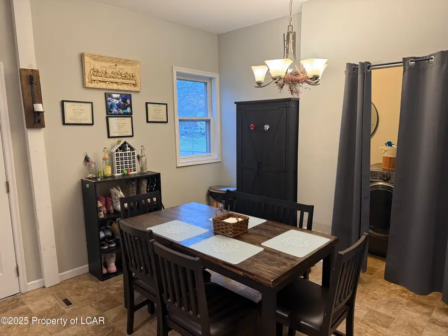 324 W 3rd Street, Nescopeck, PA 18635 - Image #3