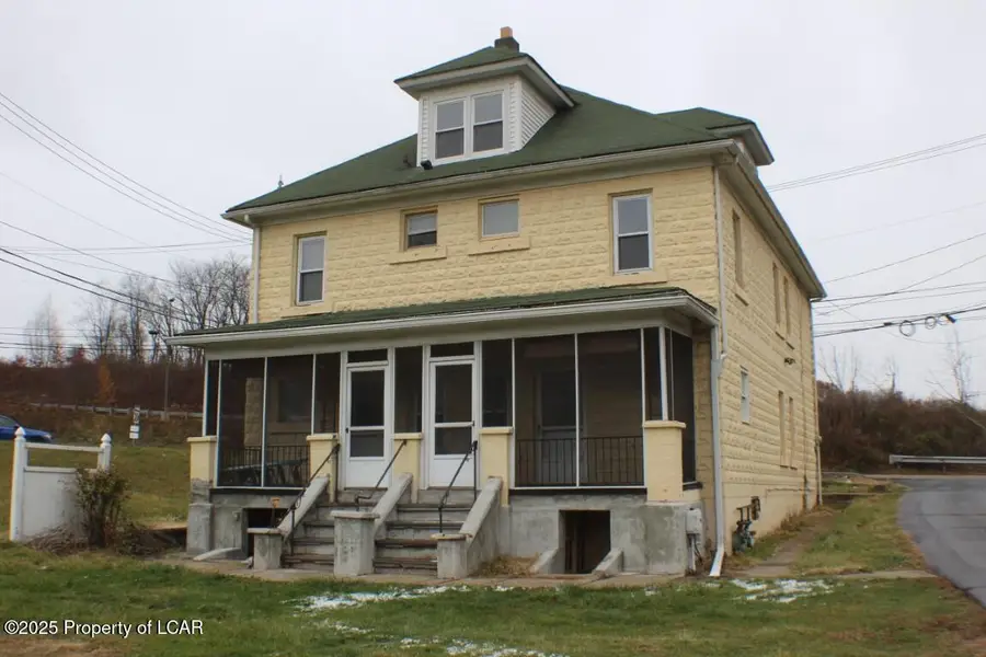 305 Middle Road, Nanticoke, PA 18634 - Image #3
