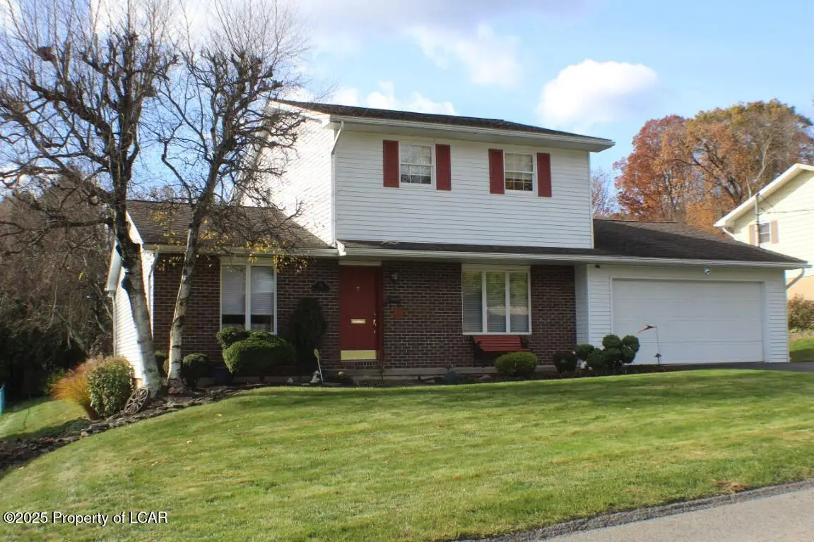 36 Brown Crest Drive, West Wyoming, PA 18644 - Image #1