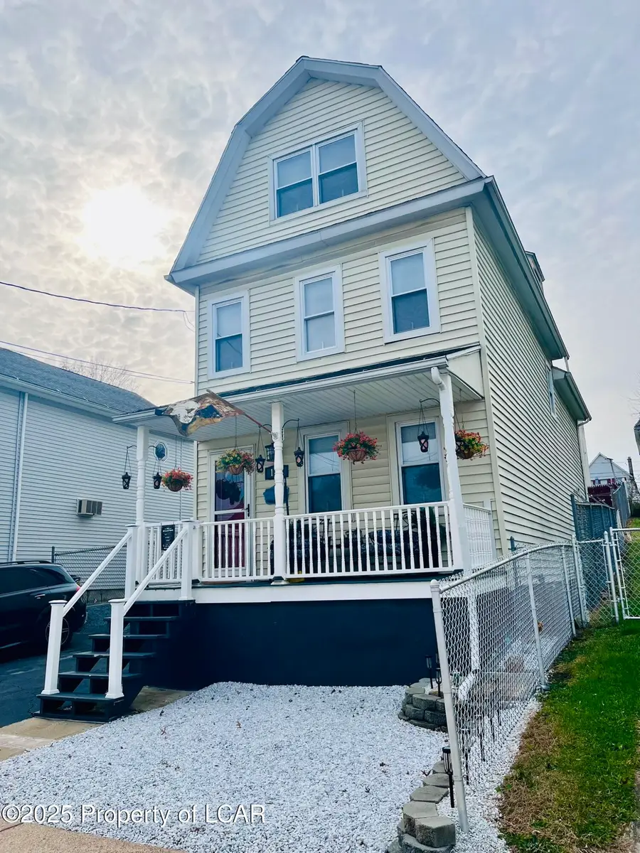 153 Moyallen Street, Wilkes Barre, PA 18702 - Image #3