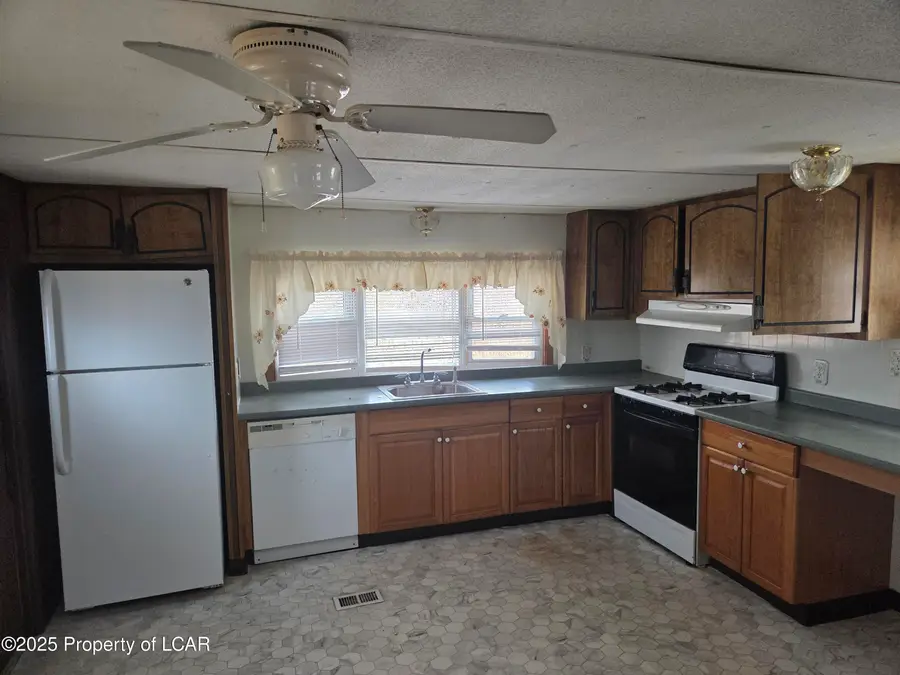 4 Quiet Cove, Jenkins Township, PA 18640 - Image #3