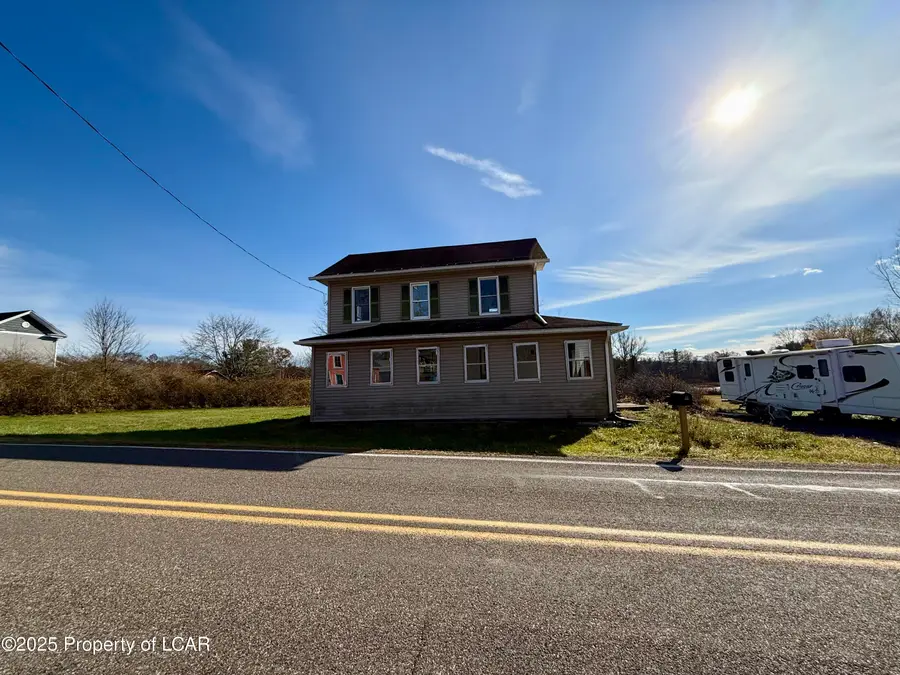 371 Pond Hill Mountain Road, Wapwallopen, PA 18660 - Image #2