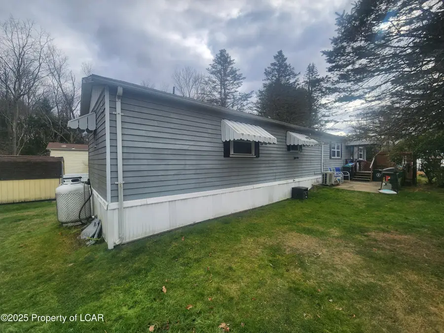 7 Valley Gorge Mhp, White Haven, PA 18661 - Image #3