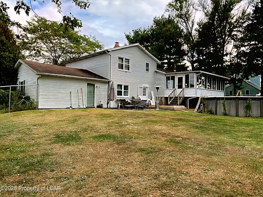 117 Side Hill Court, Sugarloaf Township, PA 18249 - Image #2