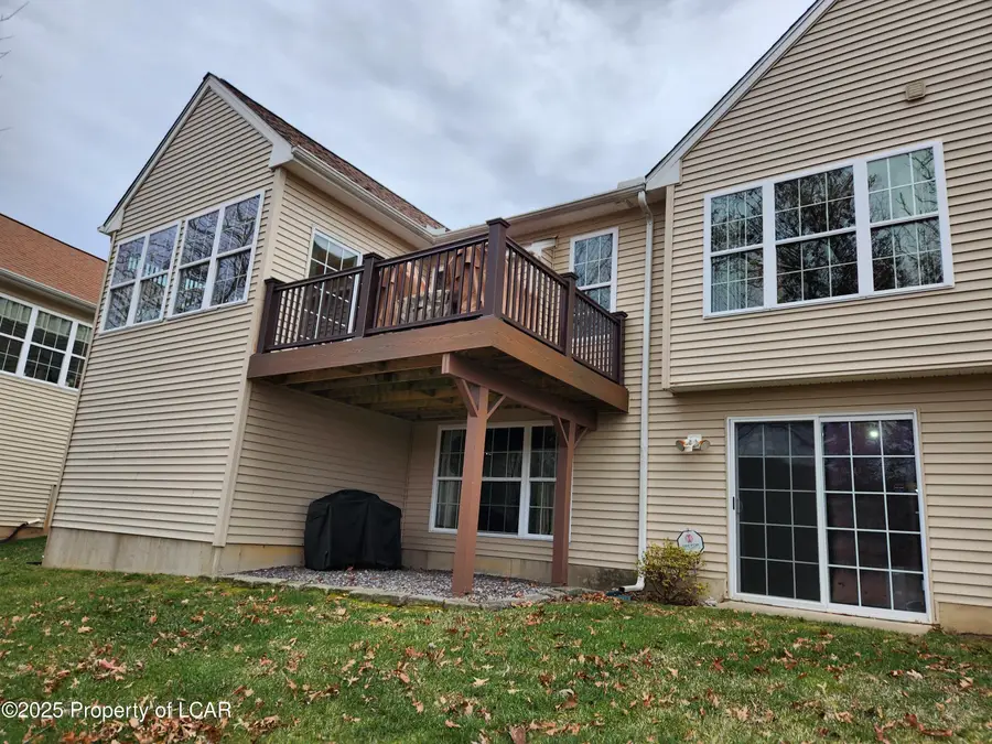 237 Refuge Circle, Drums, PA 18222 - Image #2