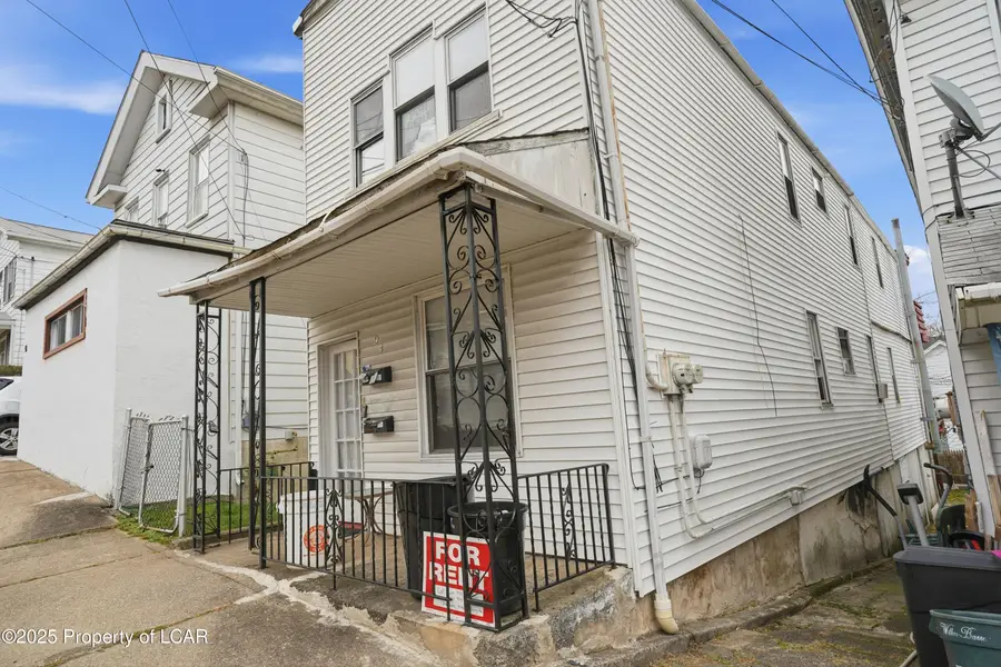 94 Hillside Street, Wilkes Barre, PA 18702 - Image #2