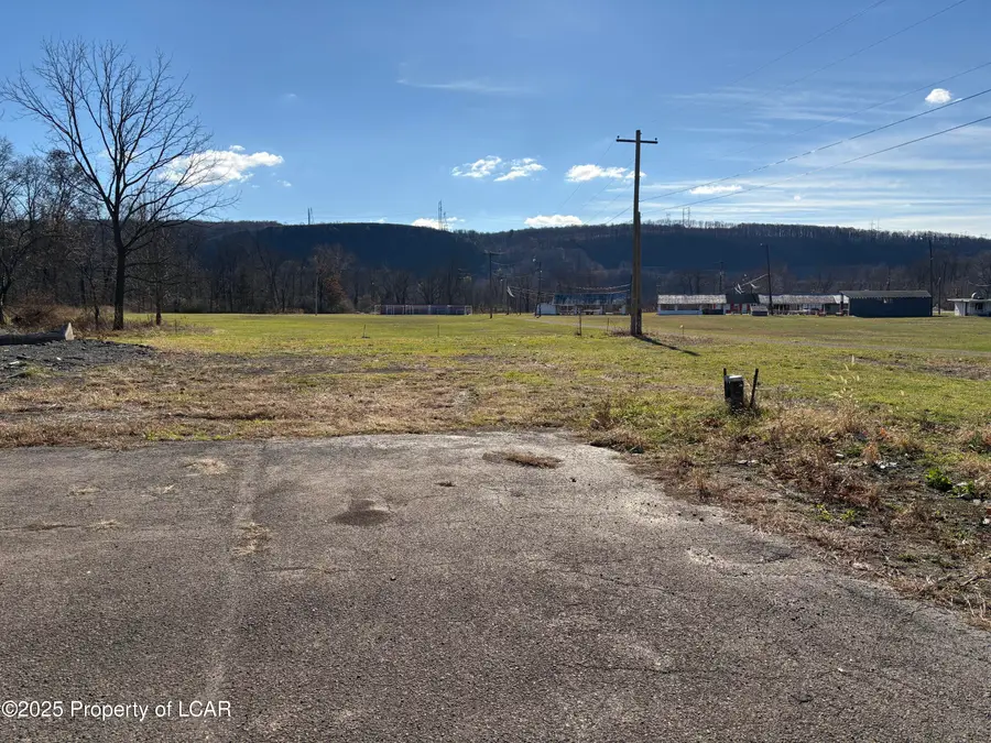 88 Walnut Drive, Berwick, PA 18603 - Image #2