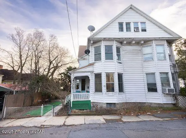 114 W Acacia Street, Hazleton, PA 18201