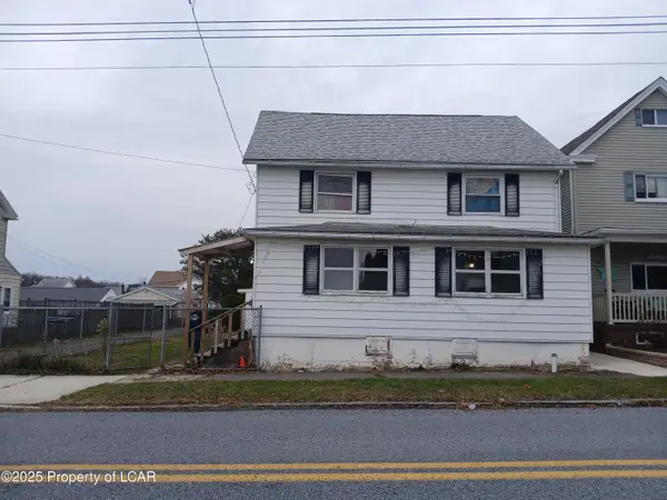 36 Fourth Street, Kelayres, PA 18231