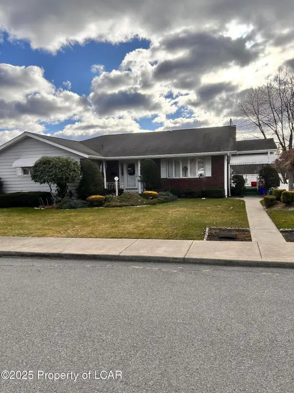 417 Riley Street, Old Forge, PA 18518