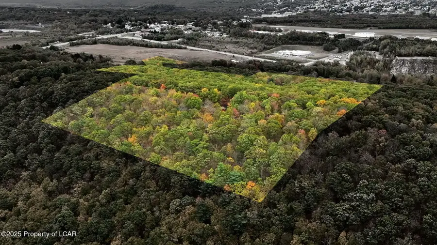 201 Skyline Drive, Hazle Township, PA 18202 - Image #2