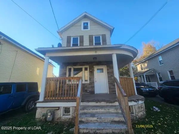 928 S 9th Avenue, Scranton, PA 18504