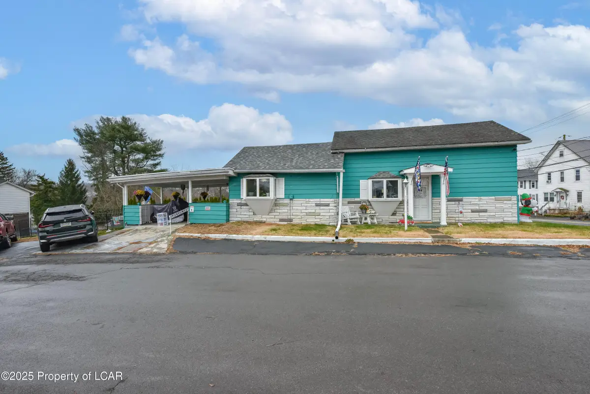 507 Mcalpine Street, Avoca, PA 18641 - Image #1