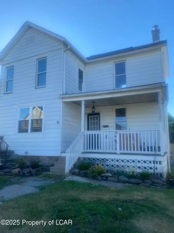 19 Green Street, Edwardsville, PA 18704