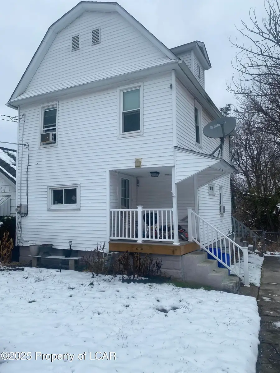 20 Knox Street, Hanover Township, PA 18706 - Image #2