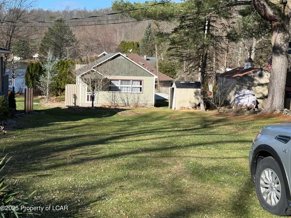 102 Lakeview Drive, Sweet Valley, PA 18656 - Image #1