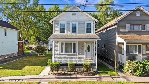 15 Manhattan Street, Ashley, PA 18706