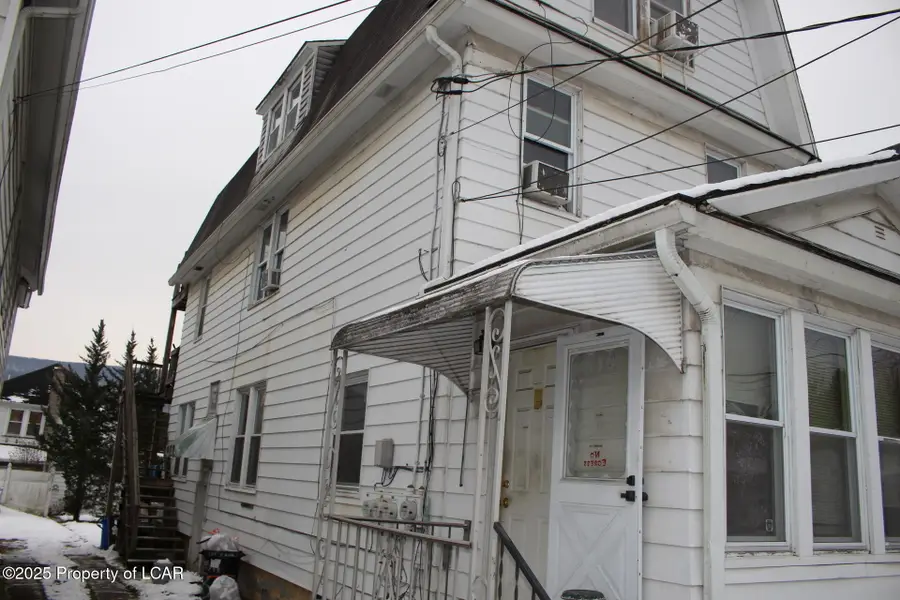 130 Brown Street, Hanover Township, PA 18706 - Image #2