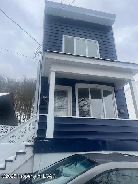 28 E Maple Street, Mahanoy City, PA 17948